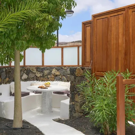 Aquablanca Deluxe En Apartment